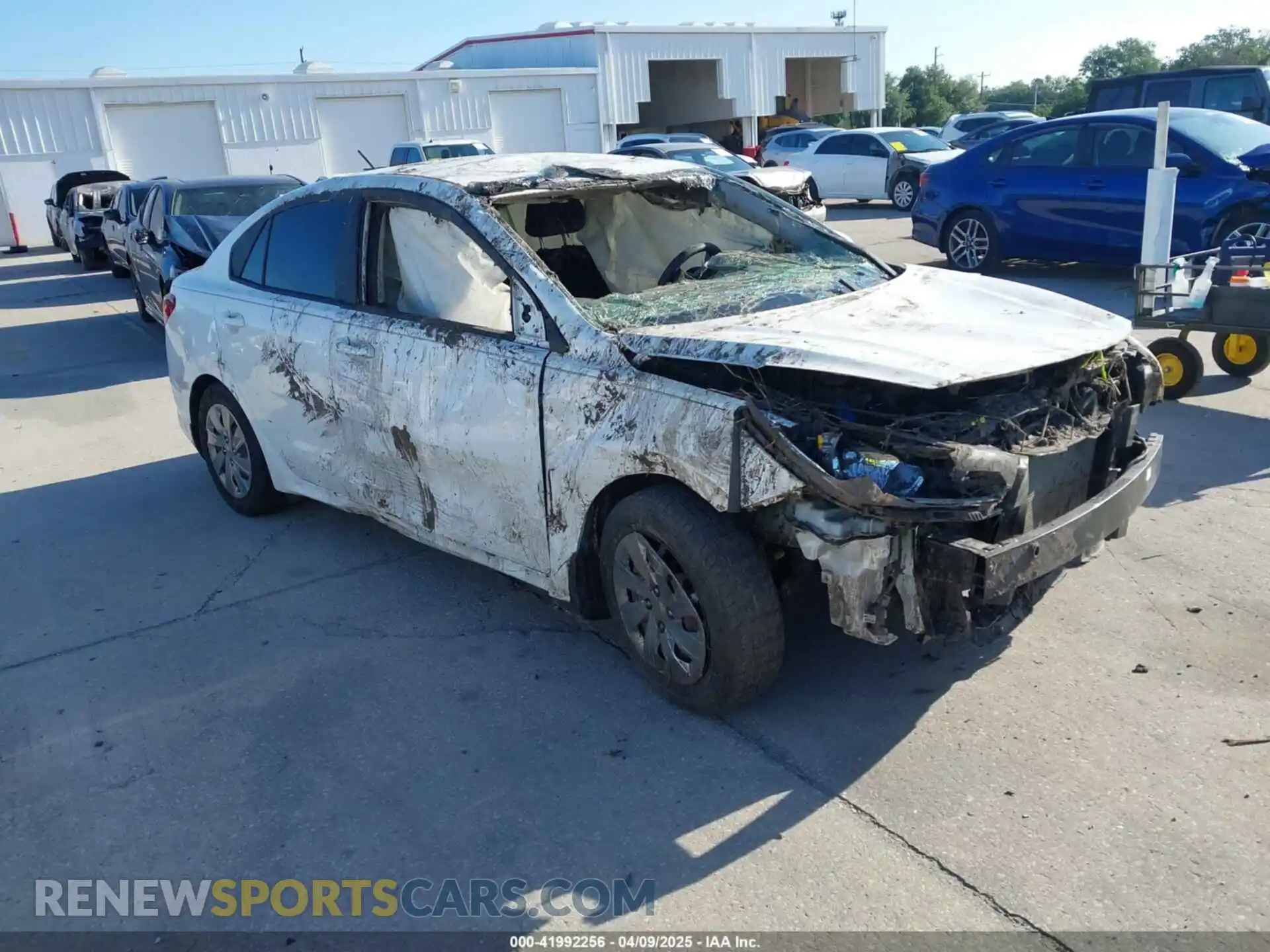 1 fotografías del automóvil dañado 3KPA24AD1LE296424 KIA RIO 2020