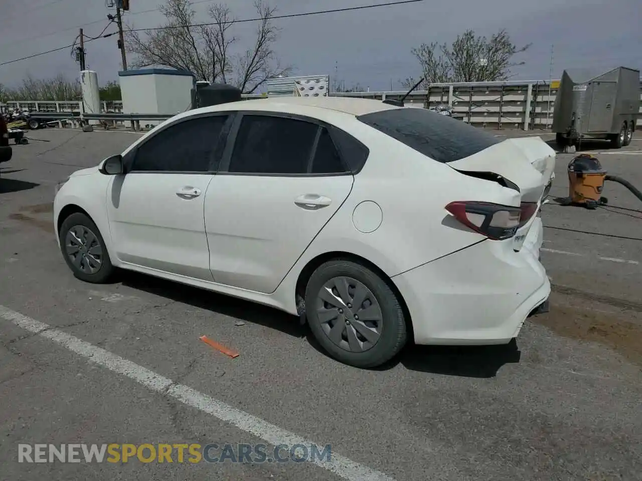 2 Photograph of a damaged car 3KPA24AD1LE327266 KIA RIO 2020