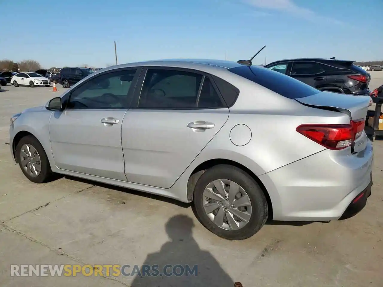 2 Photograph of a damaged car 3KPA24AD2LE320925 KIA RIO 2020