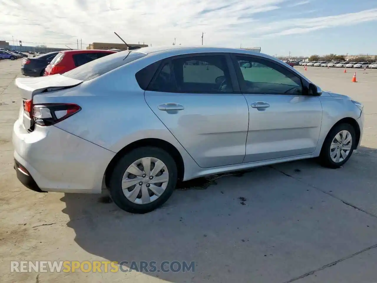 3 Photograph of a damaged car 3KPA24AD2LE320925 KIA RIO 2020