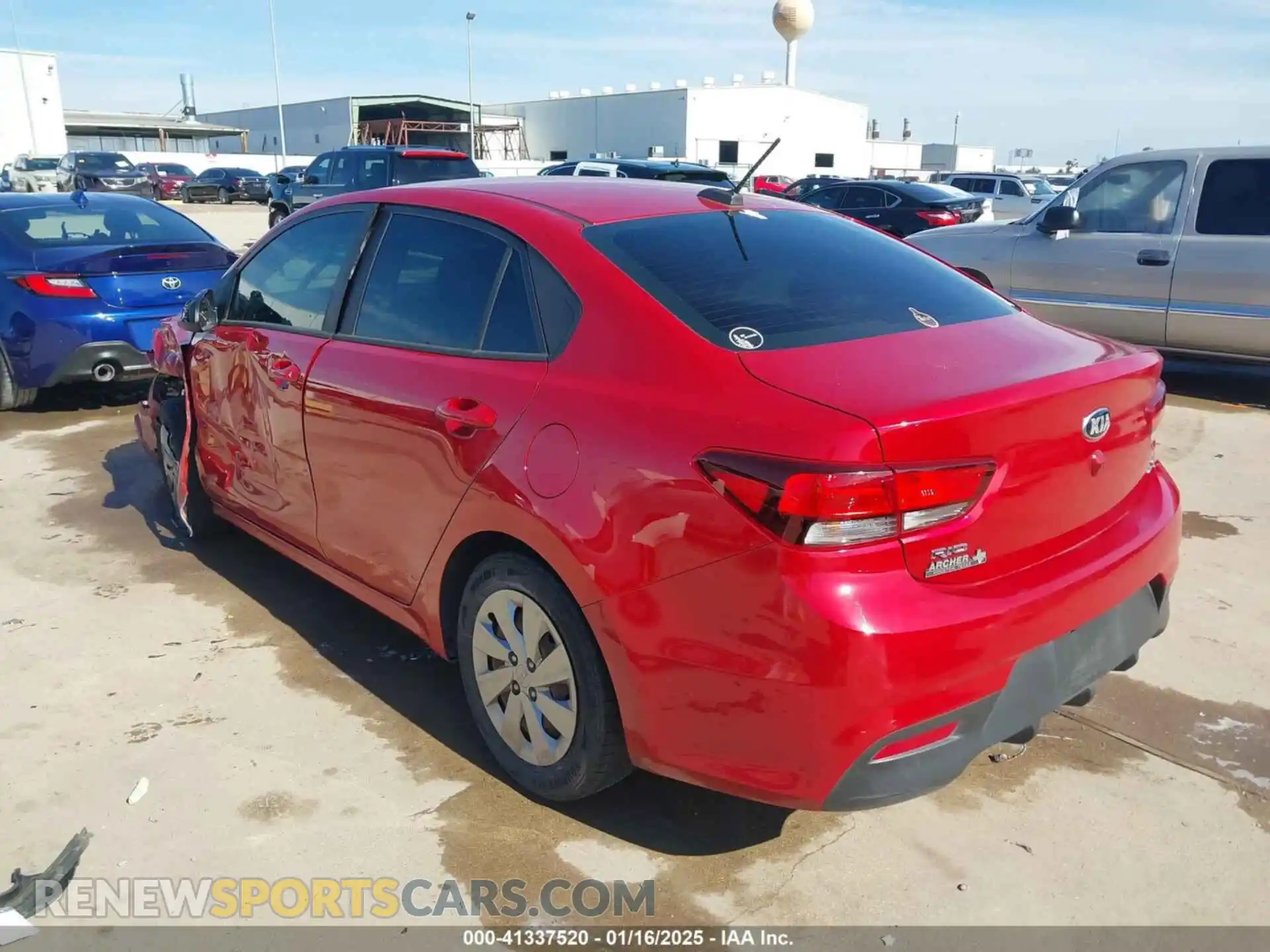 3 Photograph of a damaged car 3KPA24AD2LE327020 KIA RIO 2020