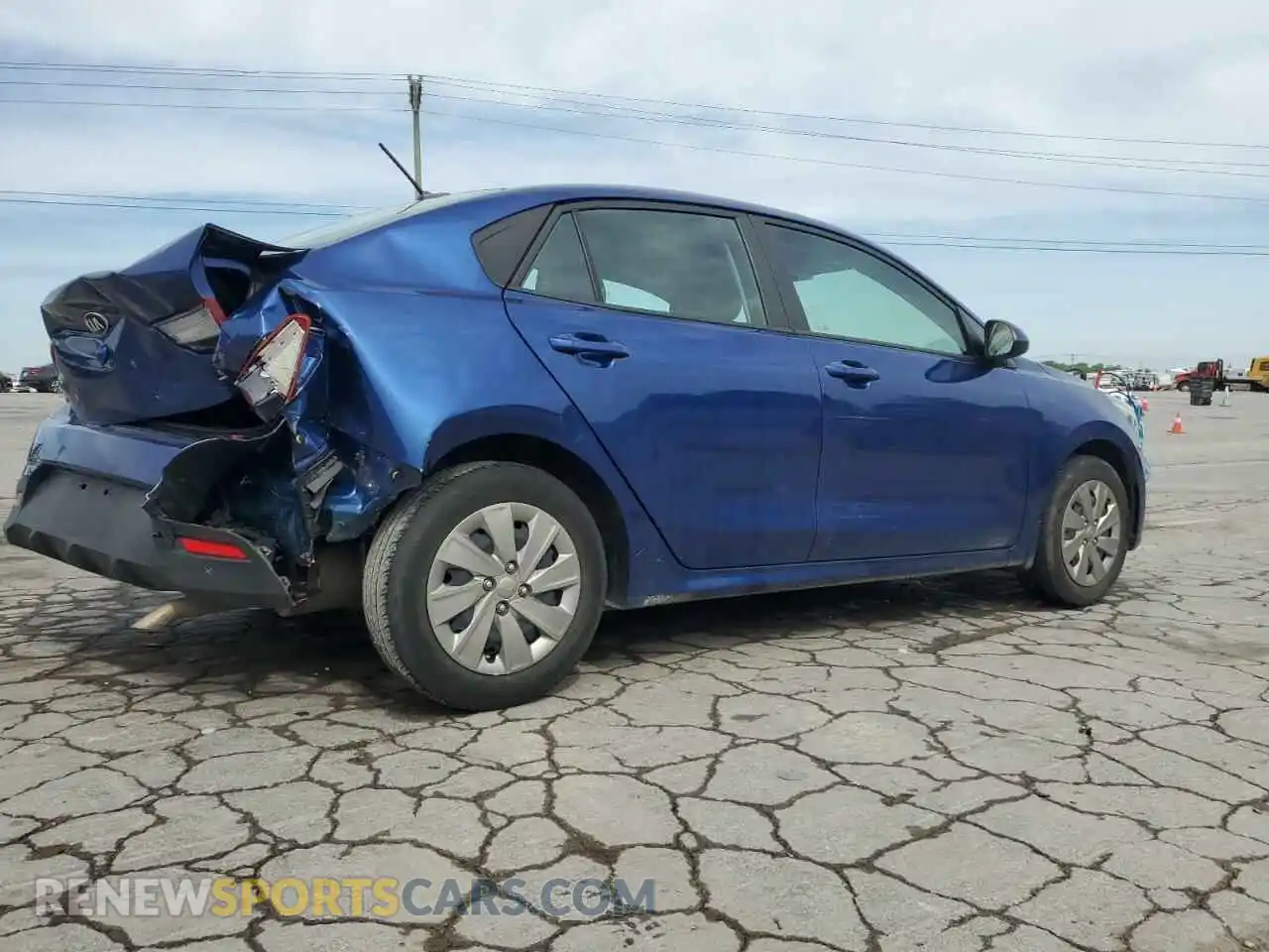 3 Photograph of a damaged car 3KPA24AD2LE329723 KIA RIO 2020