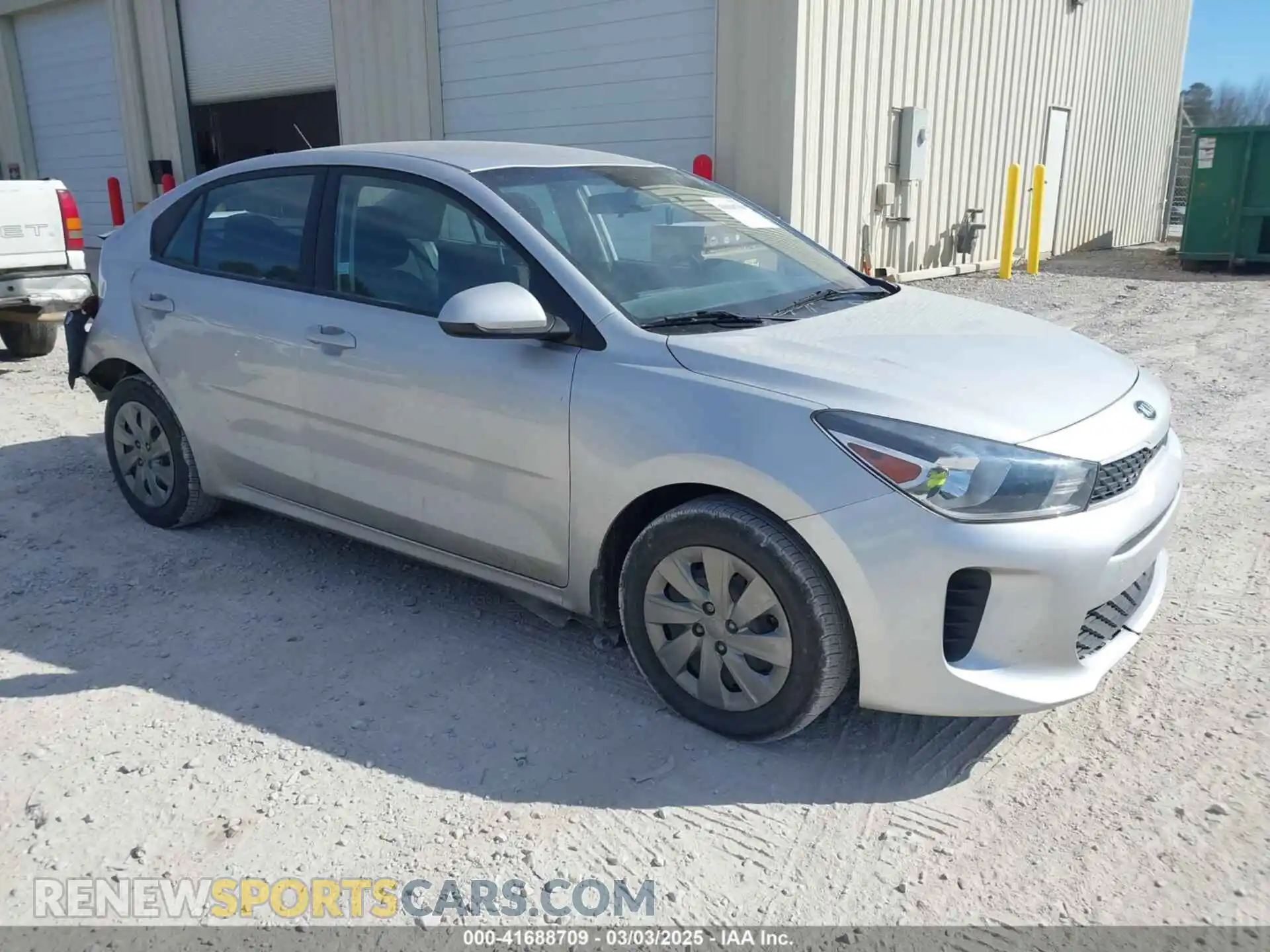 1 Photograph of a damaged car 3KPA24AD2LE332220 KIA RIO 2020