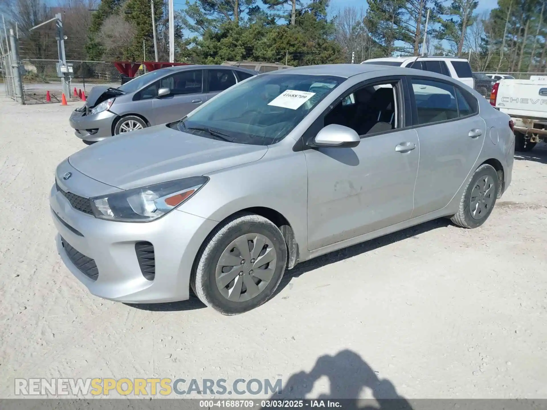 2 Photograph of a damaged car 3KPA24AD2LE332220 KIA RIO 2020