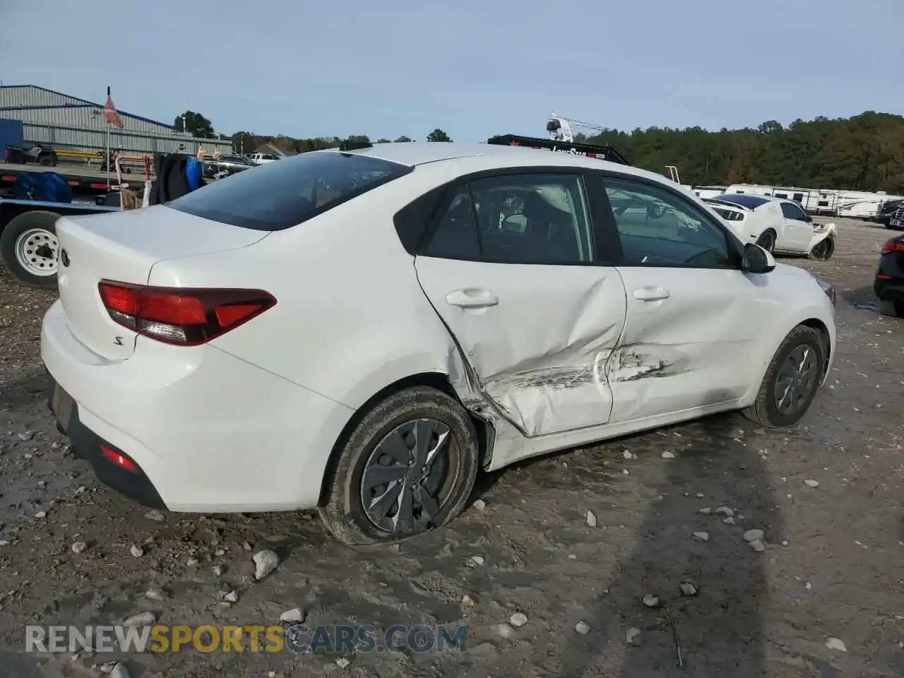 3 Photograph of a damaged car 3KPA24AD3LE311618 KIA RIO 2020