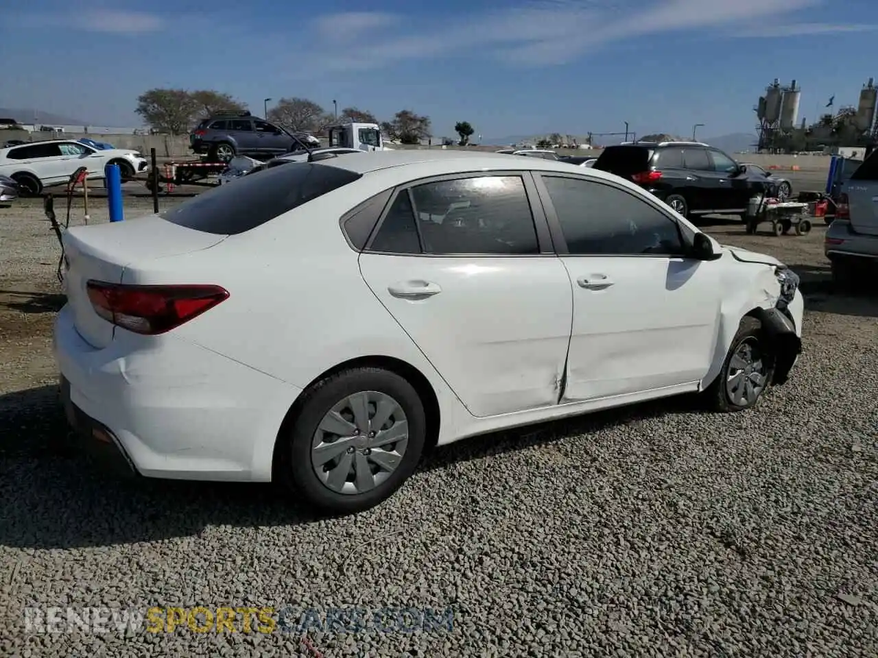 3 Photograph of a damaged car 3KPA24AD4LE312552 KIA RIO 2020