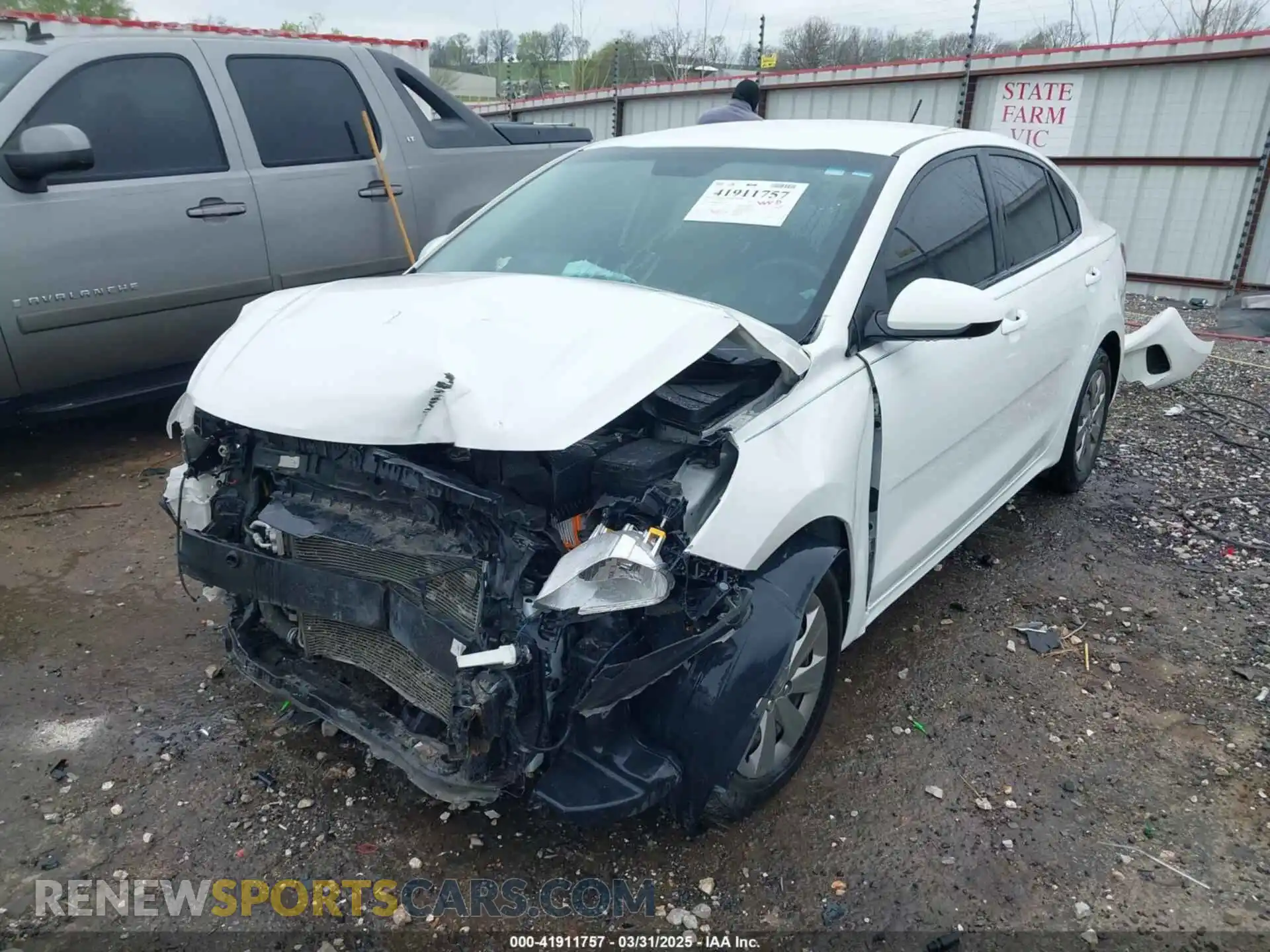 2 Photograph of a damaged car 3KPA24AD4LE322224 KIA RIO 2020