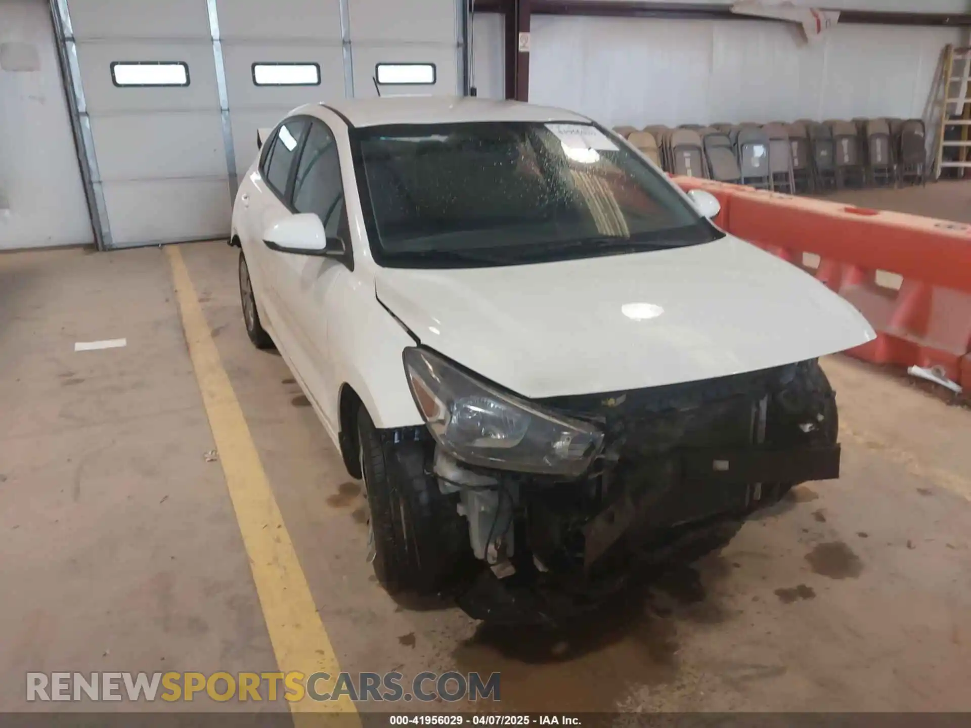 1 Photograph of a damaged car 3KPA24AD5LE311331 KIA RIO 2020