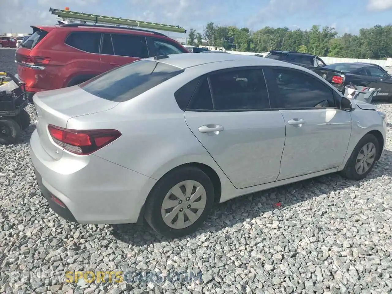 3 Photograph of a damaged car 3KPA24AD7LE322587 KIA RIO 2020