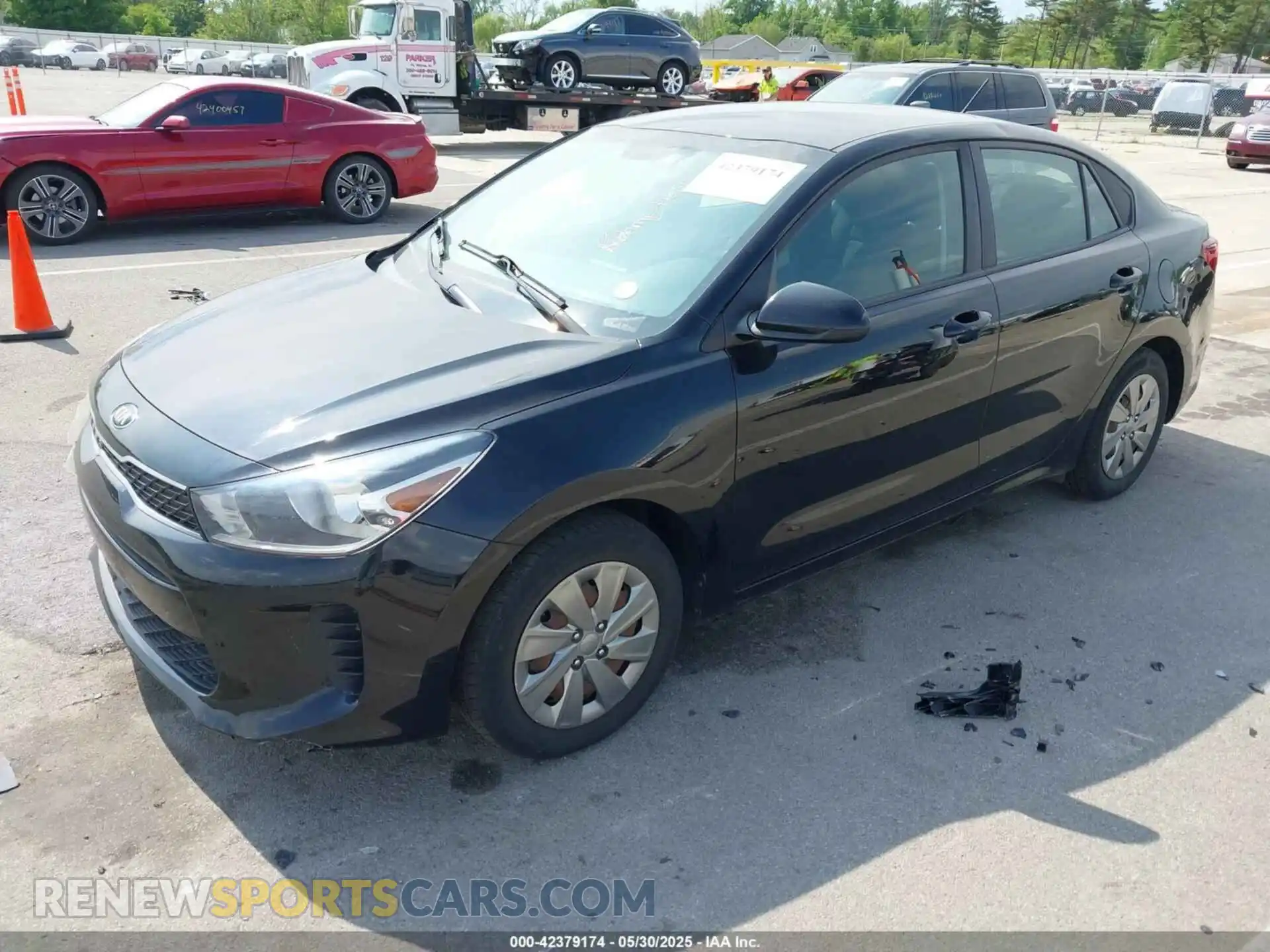 2 fotografías del automóvil dañado 3KPA24AD9LE274316 KIA RIO 2020