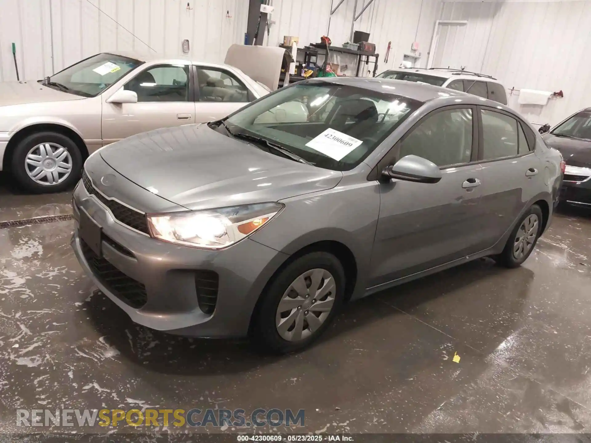 2 Photograph of a damaged car 3KPA24AD9LE333445 KIA RIO 2020