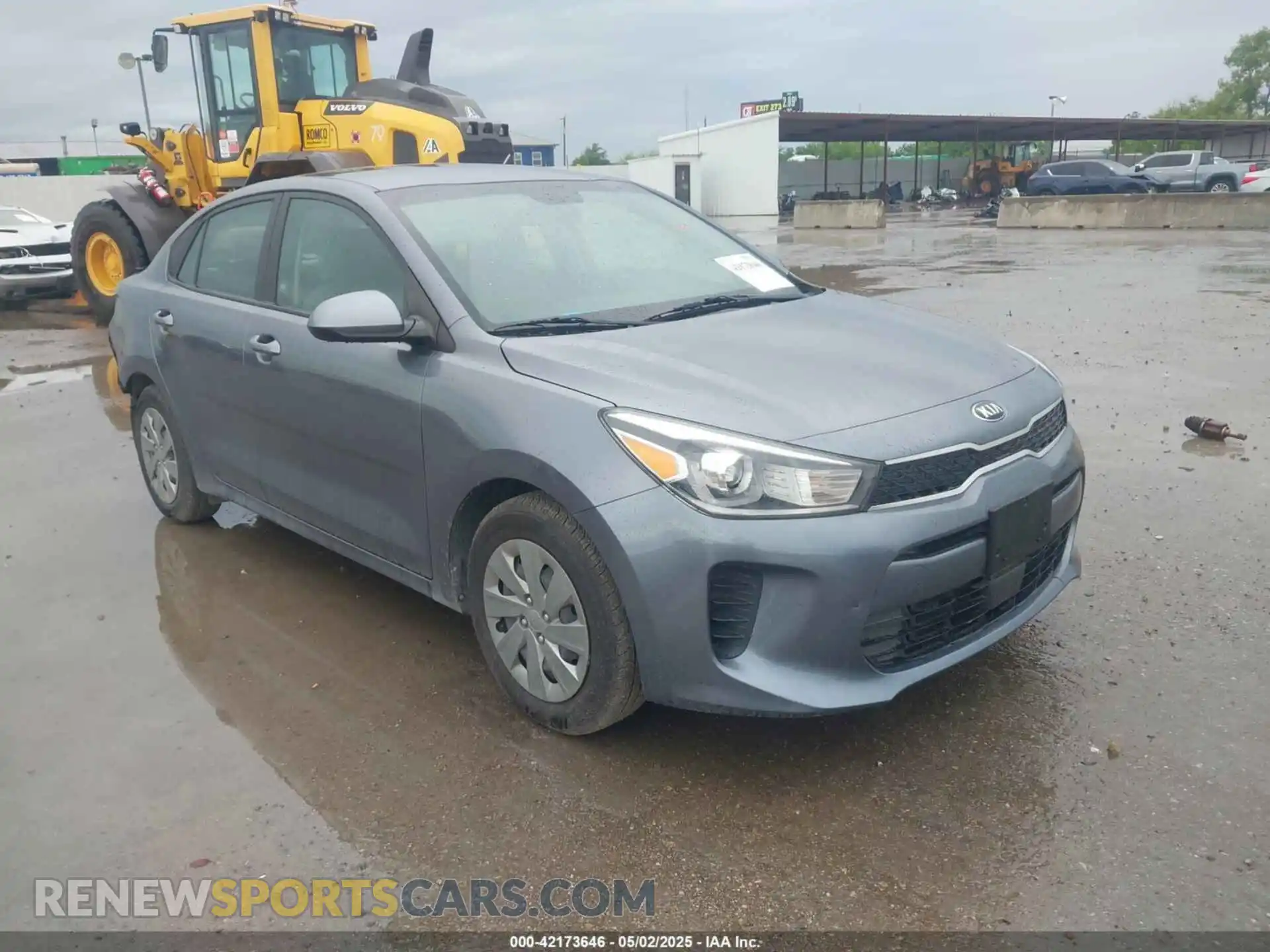 1 Photograph of a damaged car 3KPA24ADXLE337004 KIA RIO 2020