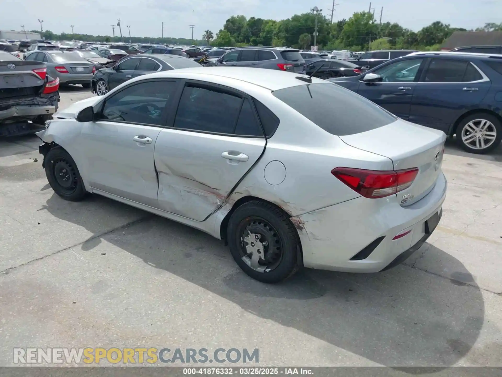 3 Photograph of a damaged car 3KPA24AD1ME372886 KIA RIO 2021