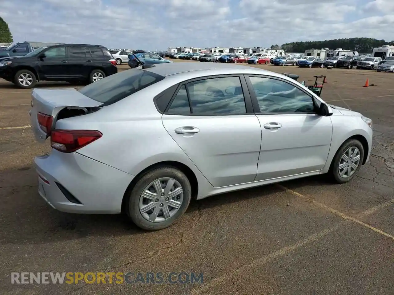 3 Photograph of a damaged car 3KPA24AD1ME428163 KIA RIO 2021