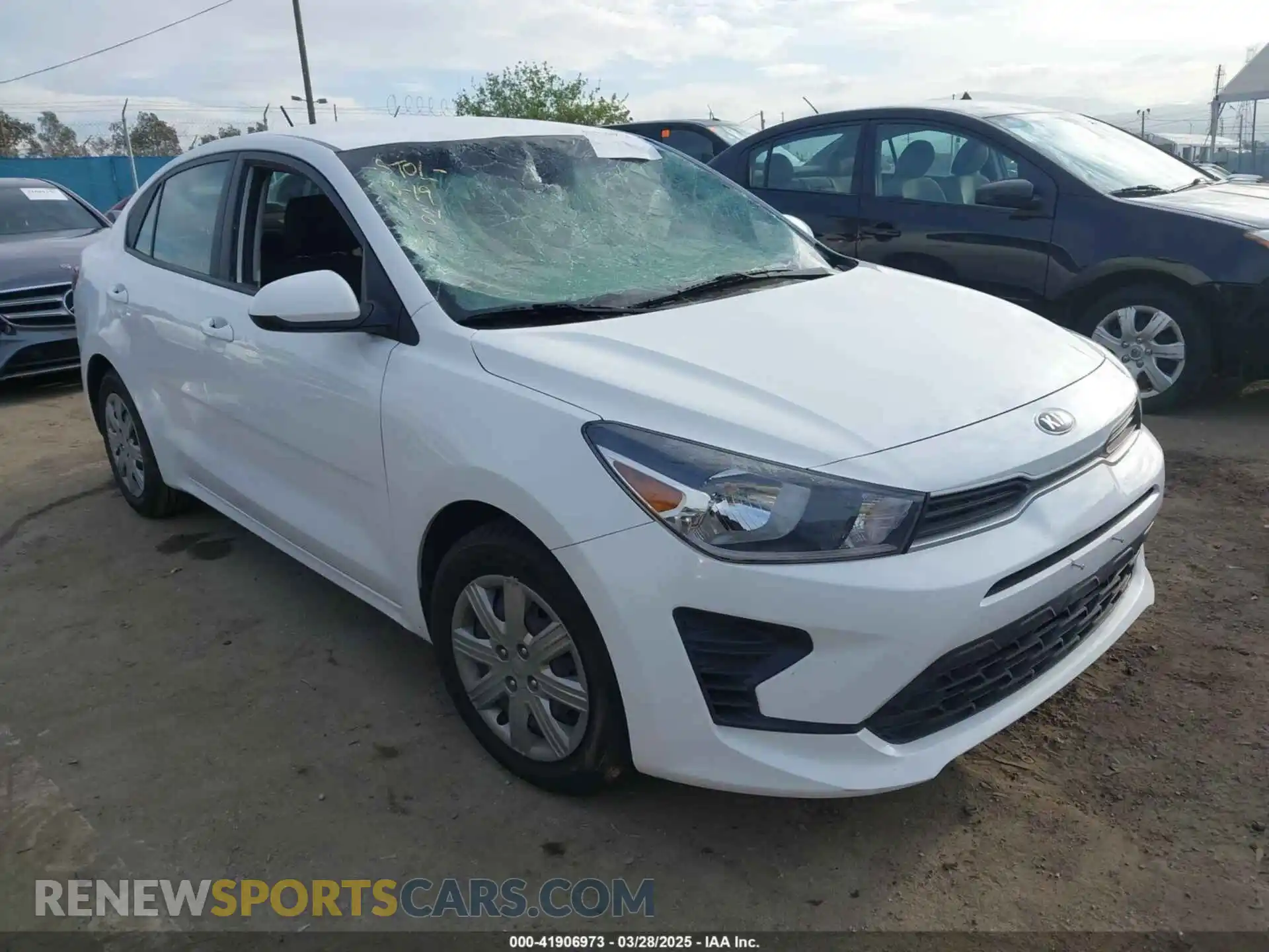 1 Photograph of a damaged car 3KPA24AD2ME367504 KIA RIO 2021