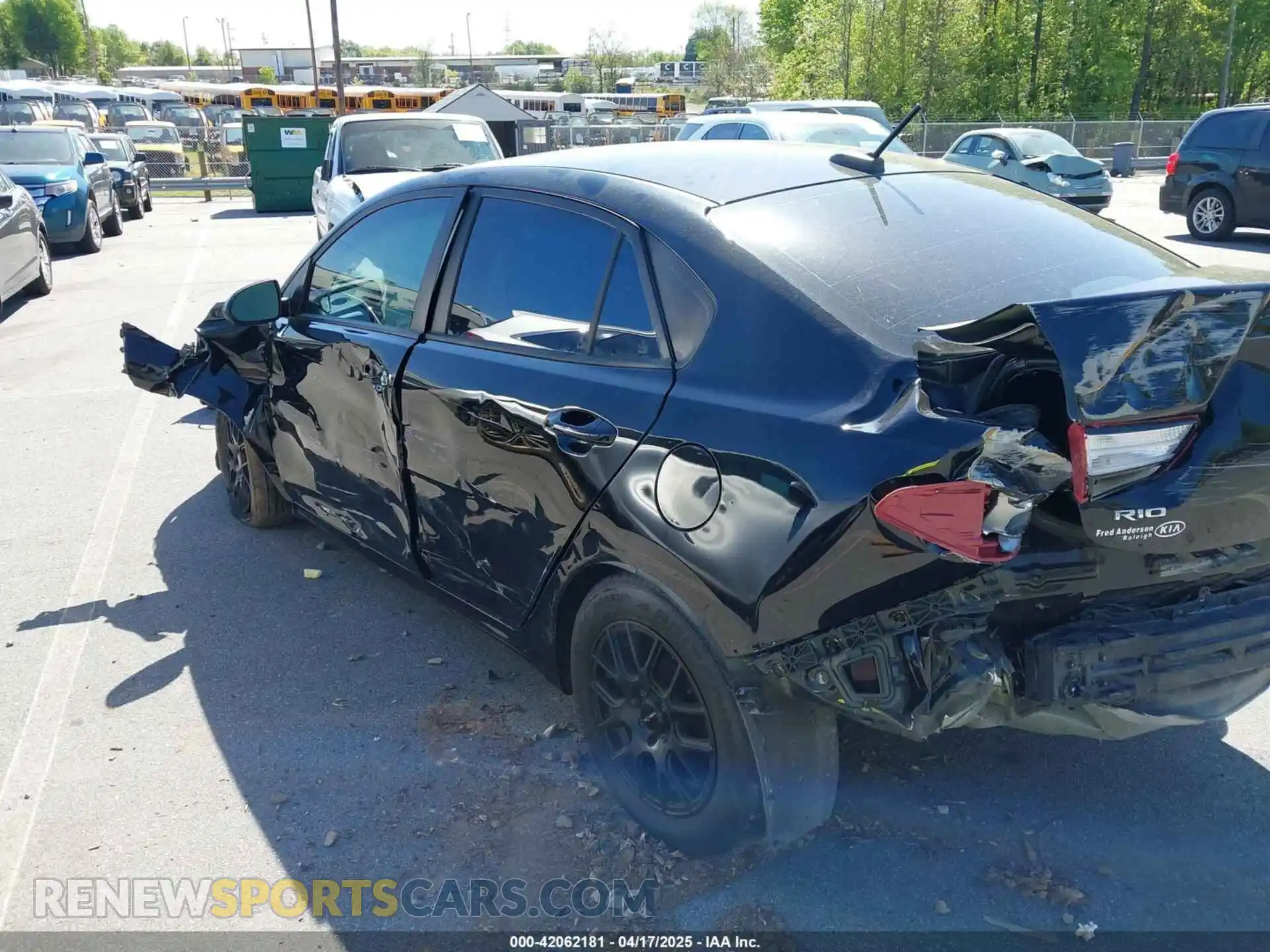3 Photograph of a damaged car 3KPA24AD2ME397666 KIA RIO 2021