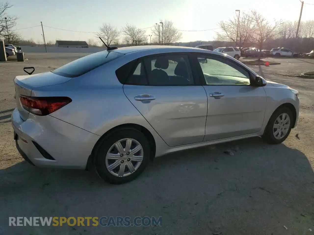 3 Photograph of a damaged car 3KPA24AD3NE463594 KIA RIO 2022