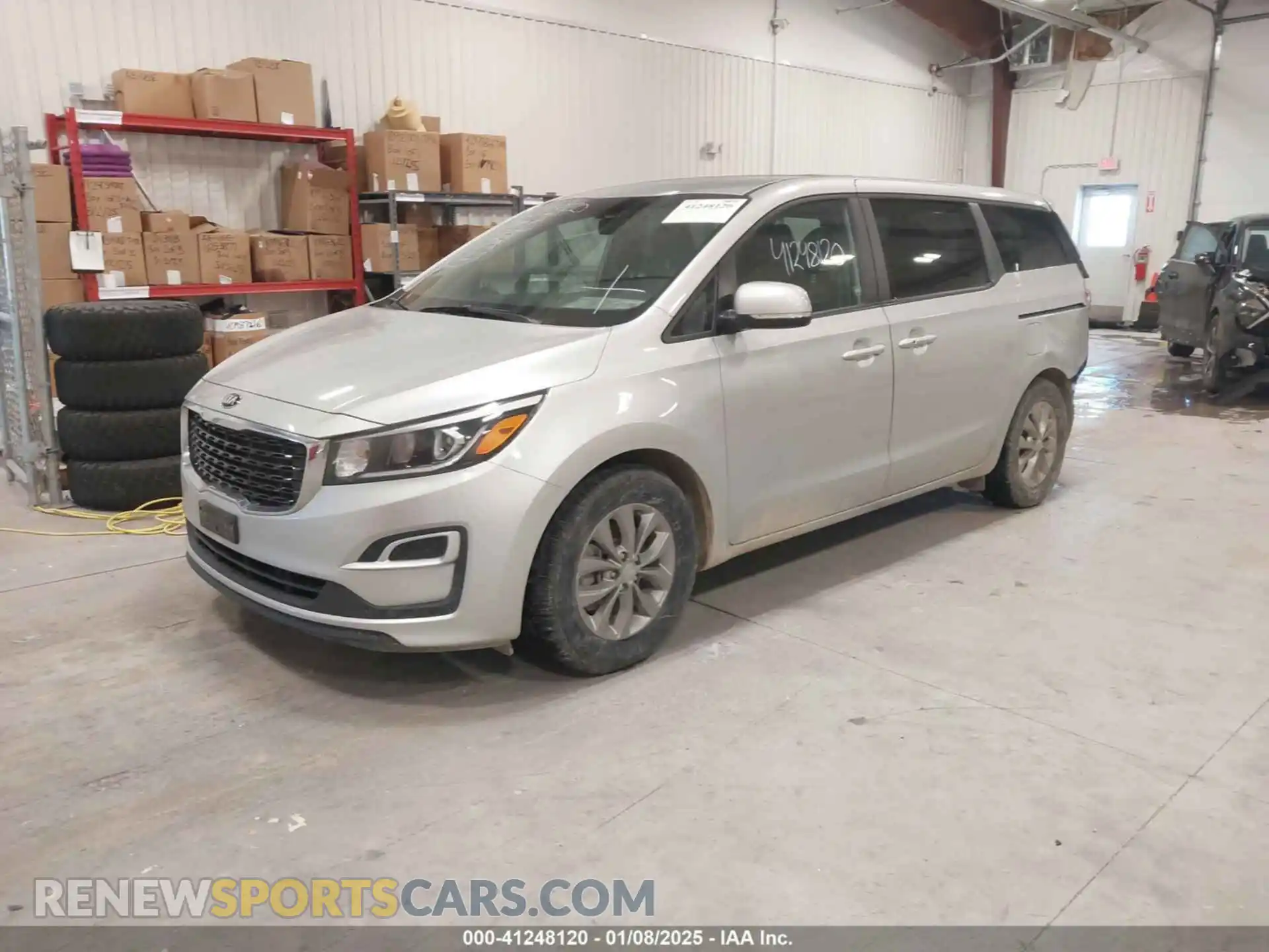 2 fotografías del automóvil dañado KNDMB5C18M6673537 KIA SEDONA 2021