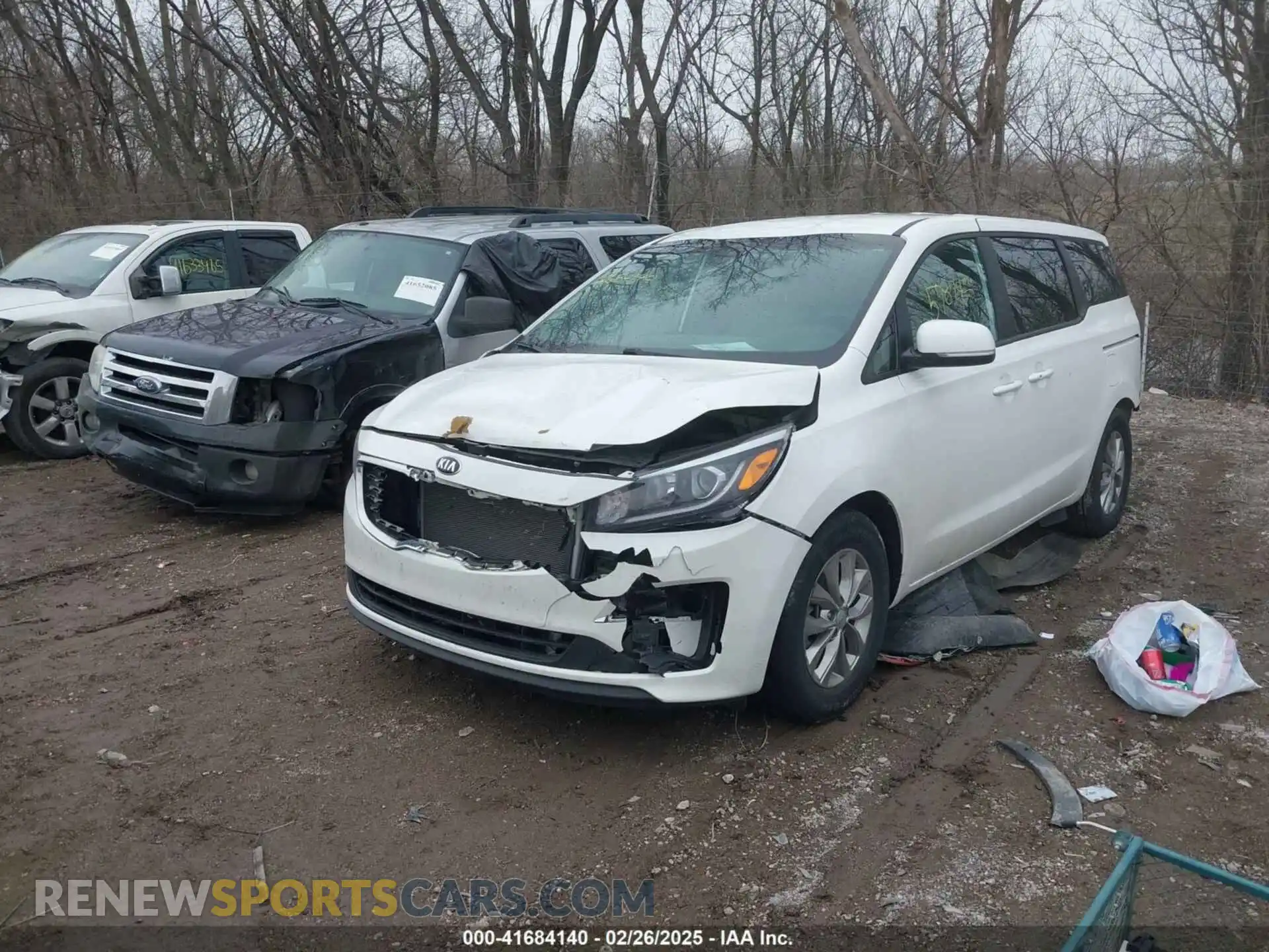 2 fotografías del automóvil dañado KNDMB5C19M6662112 KIA SEDONA 2021