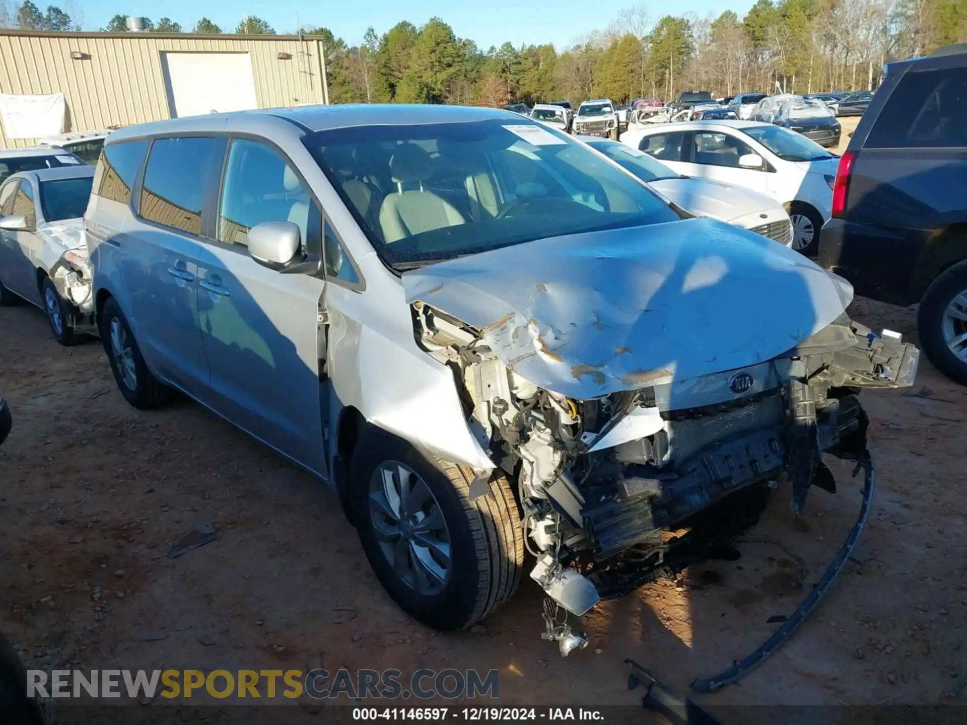 1 Photograph of a damaged car KNDMB5C19M6671635 KIA SEDONA 2021