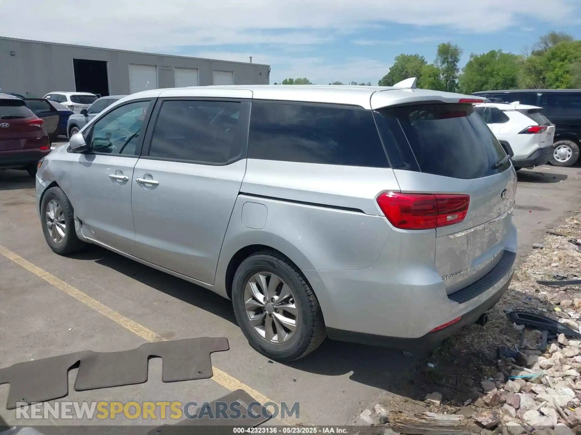 3 fotografías del automóvil dañado KNDMB5C19M6671666 KIA SEDONA 2021