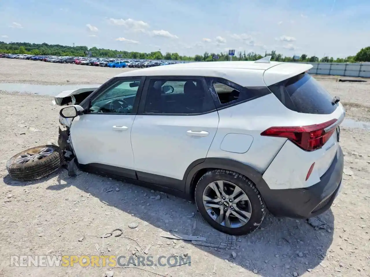 2 Photograph of a damaged car KNDEPCAA0M7158281 KIA SELTOS 2021