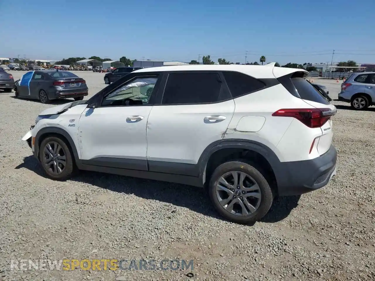 2 Photograph of a damaged car KNDEPCAA0M7214039 KIA SELTOS 2021