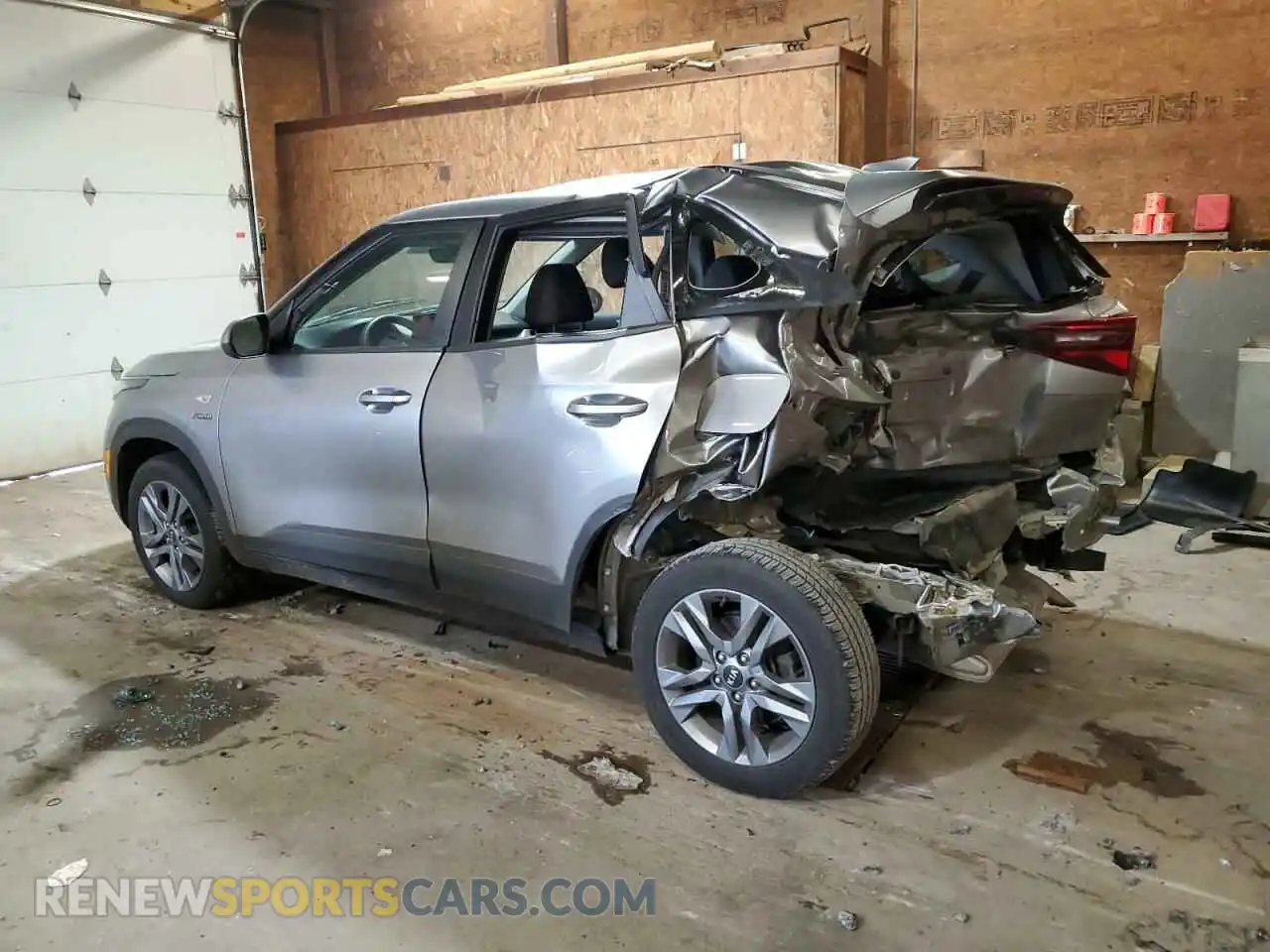 2 Photograph of a damaged car KNDEPCAA1M7166180 KIA SELTOS 2021