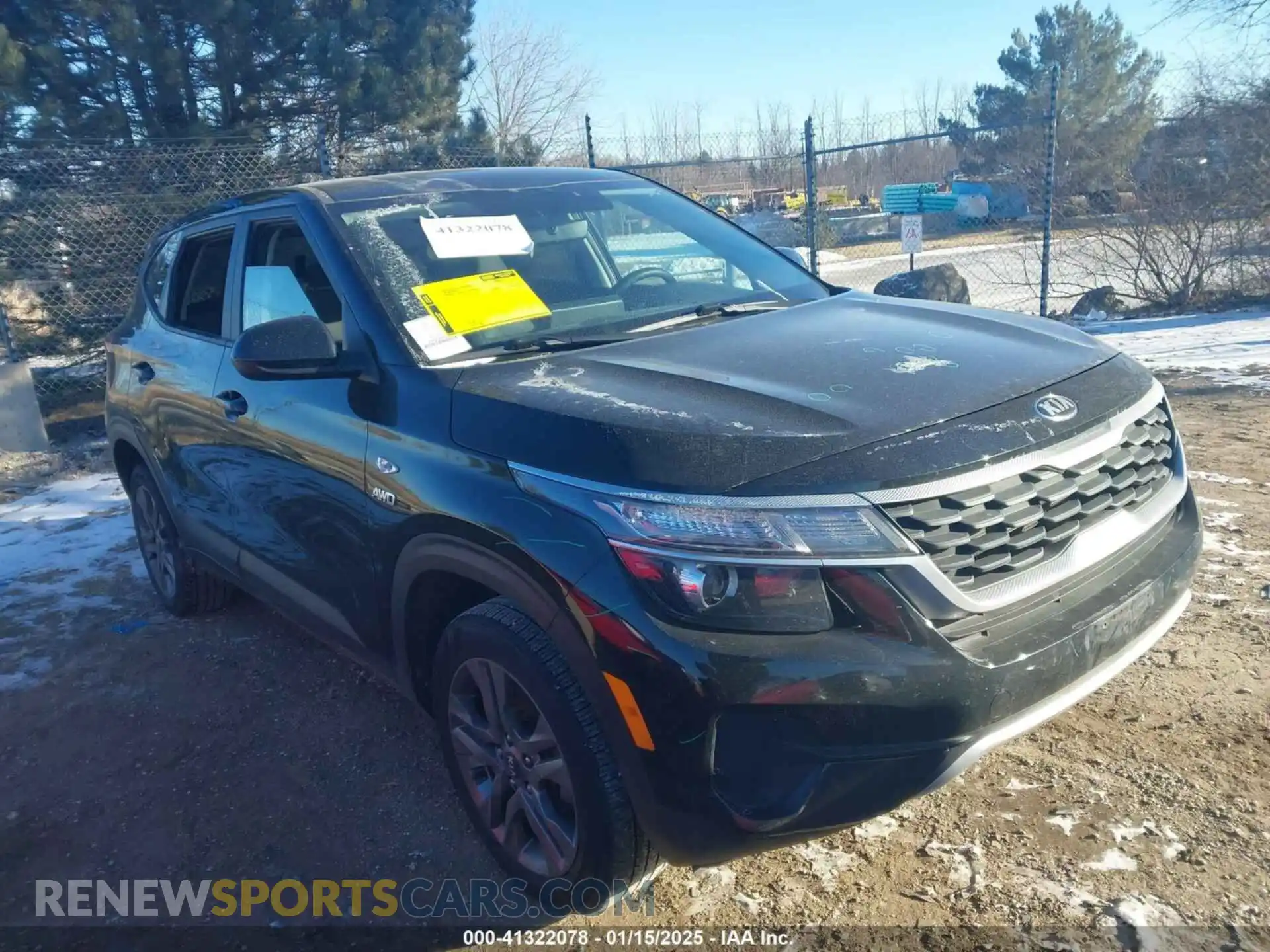 1 Photograph of a damaged car KNDEPCAA1M7229729 KIA SELTOS 2021