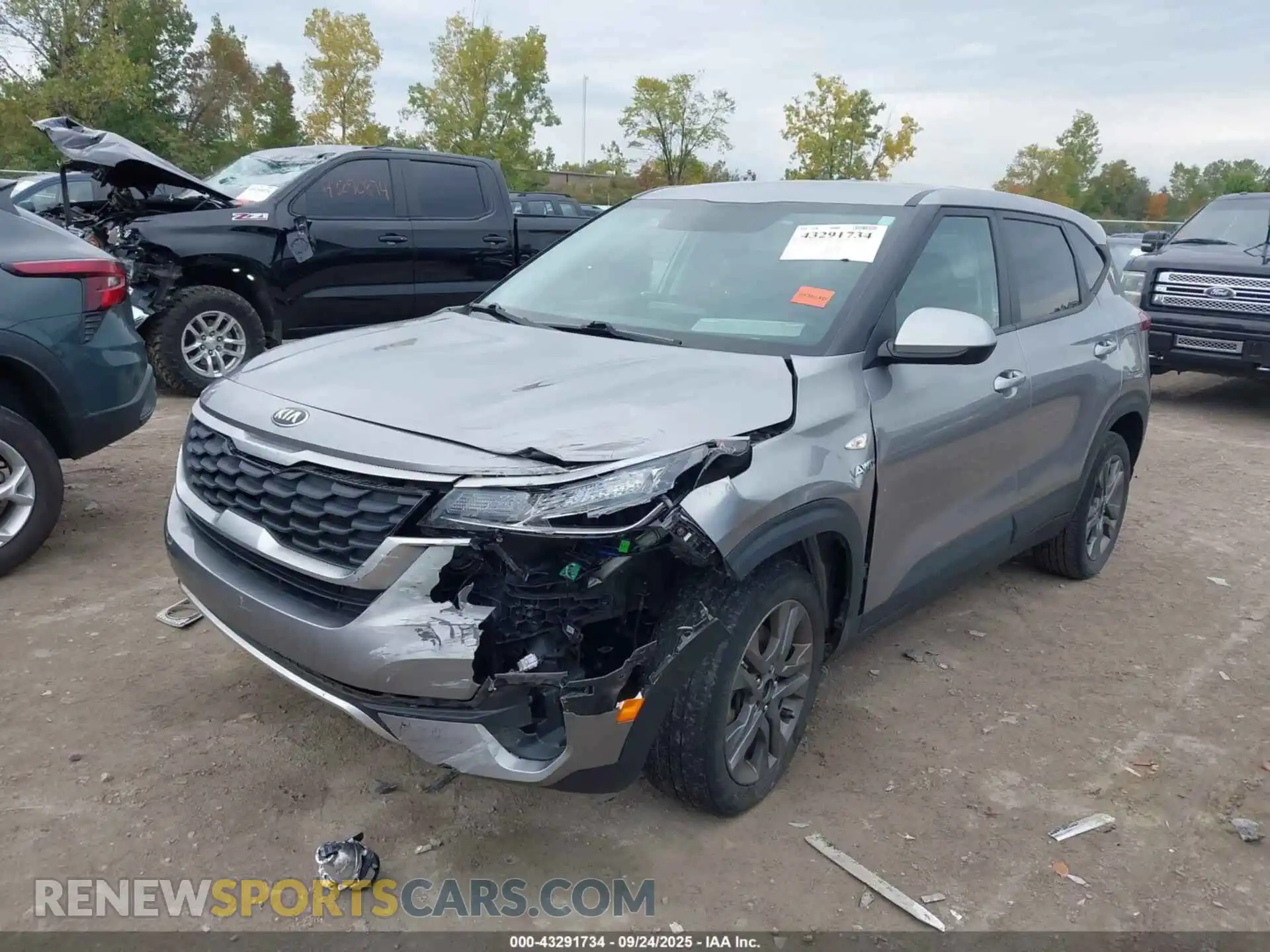 2 Photograph of a damaged car KNDEPCAA2M7141398 KIA SELTOS 2021