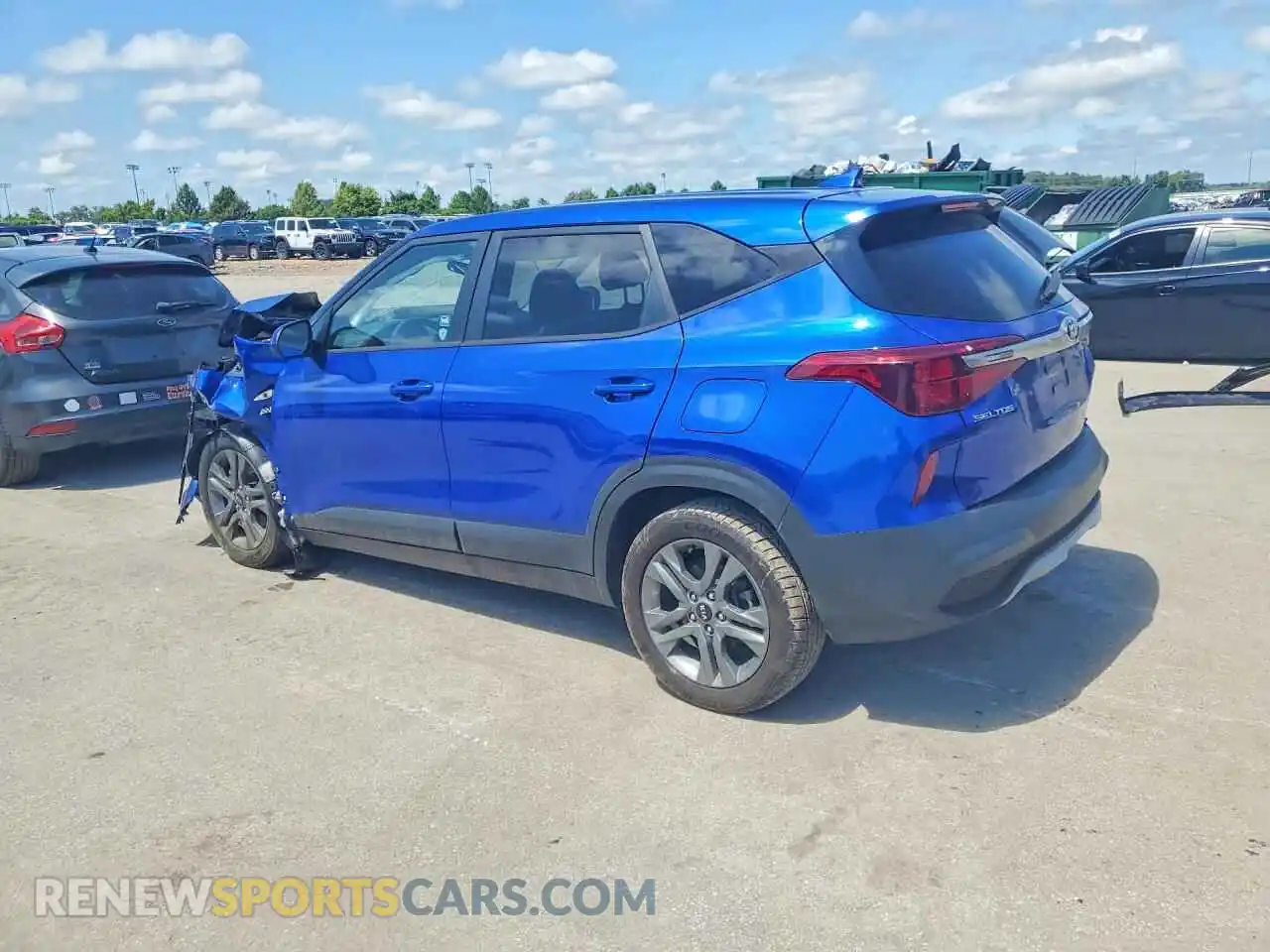 2 Photograph of a damaged car KNDEPCAA2M7178354 KIA SELTOS 2021
