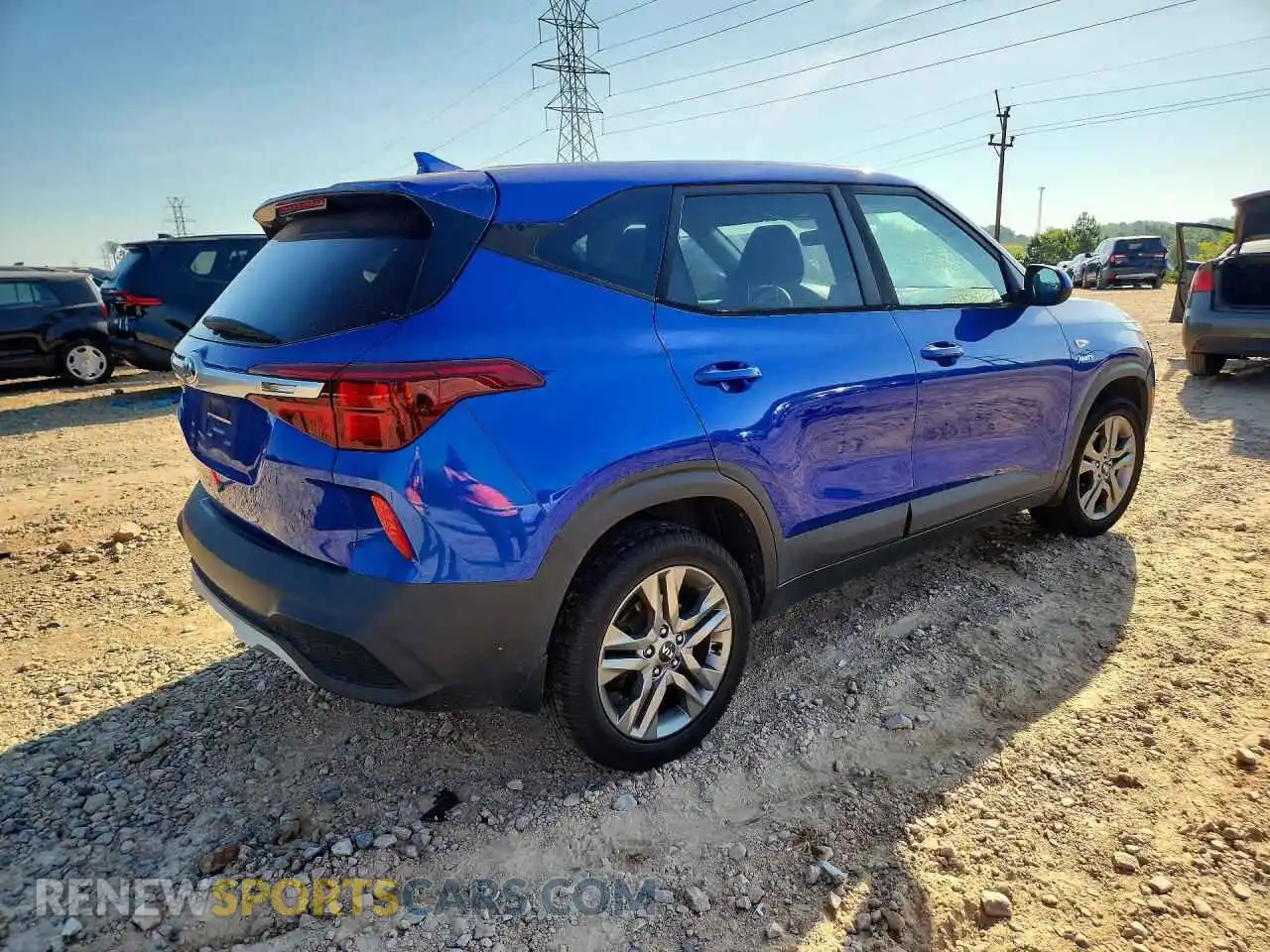 3 Photograph of a damaged car KNDEPCAA3M7076903 KIA SELTOS 2021