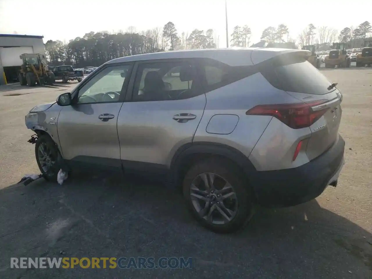 2 Photograph of a damaged car KNDEPCAA3M7081339 KIA SELTOS 2021