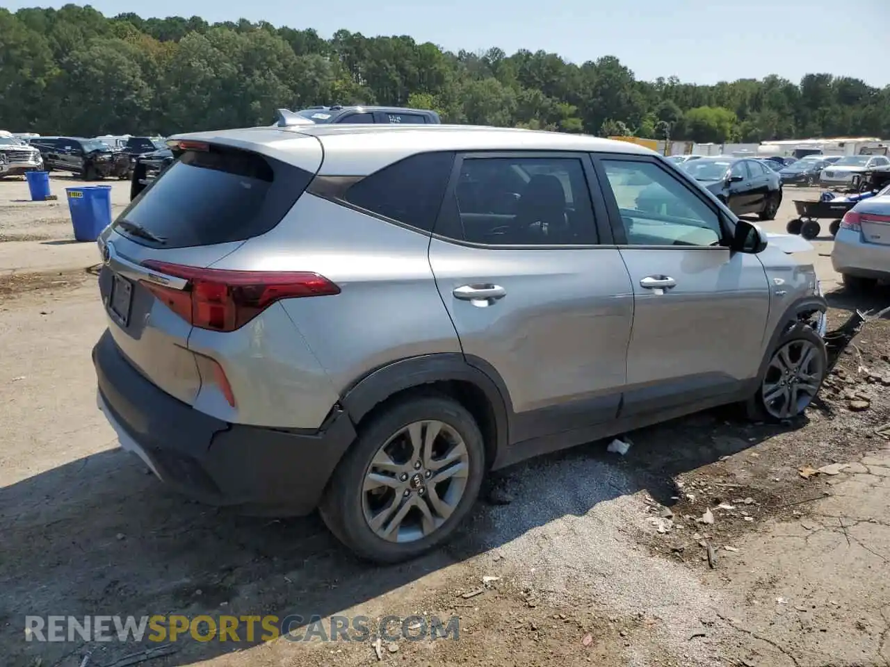 3 Photograph of a damaged car KNDEPCAA3M7212429 KIA SELTOS 2021