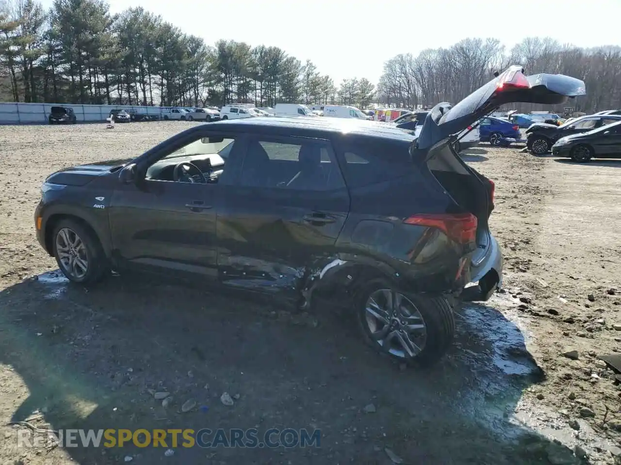 2 Photograph of a damaged car KNDEPCAA4M7164214 KIA SELTOS 2021