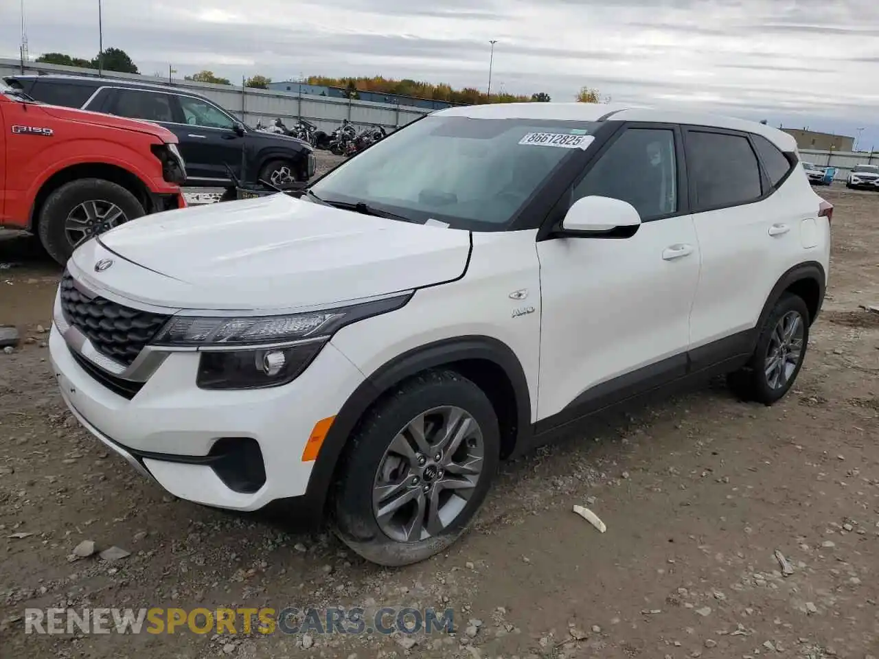 1 Photograph of a damaged car KNDEPCAA5M7083822 KIA SELTOS 2021