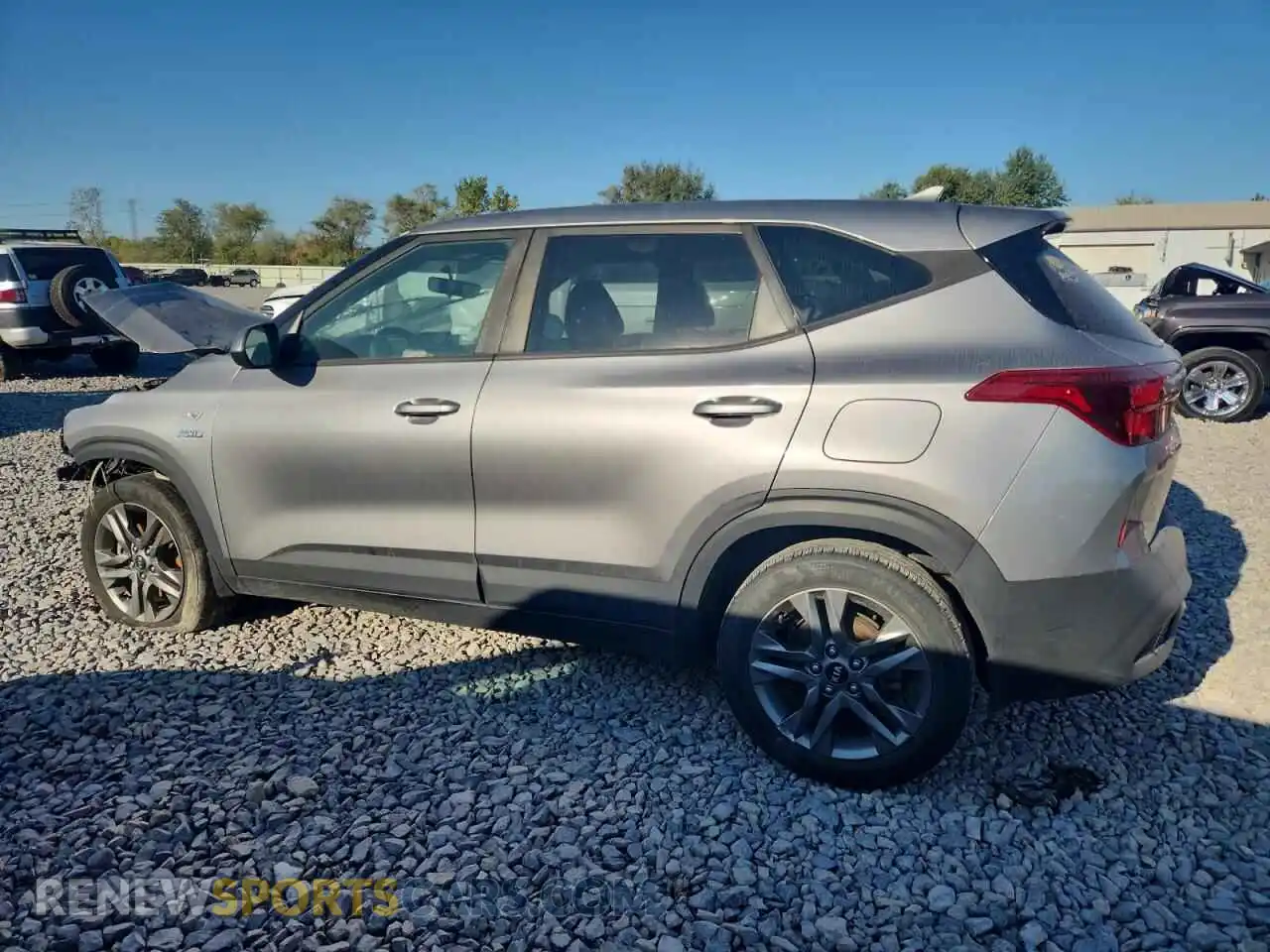 2 Photograph of a damaged car KNDEPCAA6M7044222 KIA SELTOS 2021