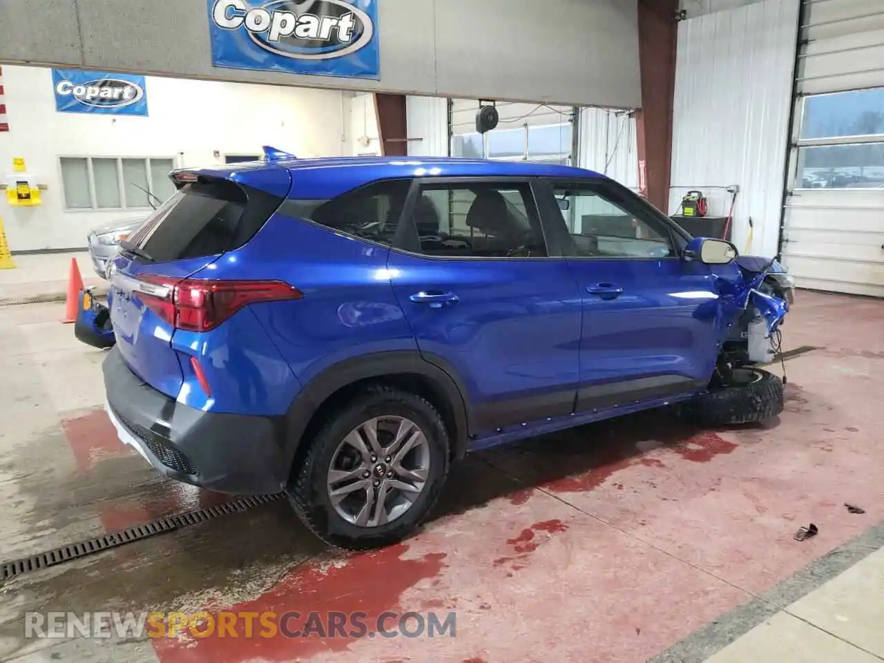 3 Photograph of a damaged car KNDEPCAA6M7121185 KIA SELTOS 2021