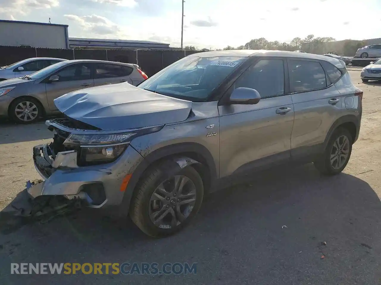 1 Photograph of a damaged car KNDEPCAA7M7044746 KIA SELTOS 2021