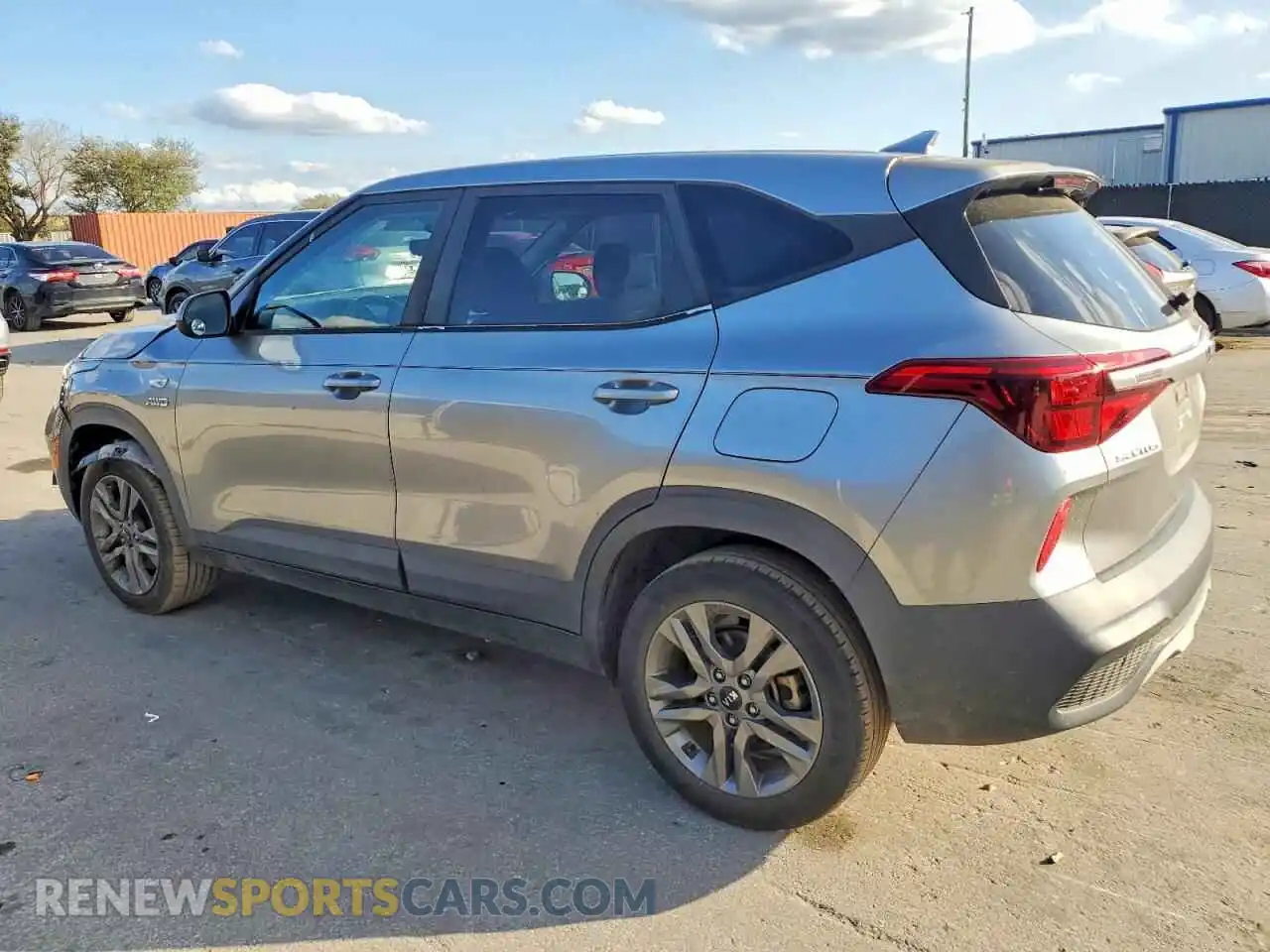 2 Photograph of a damaged car KNDEPCAA7M7044746 KIA SELTOS 2021
