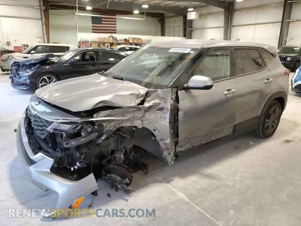 1 Photograph of a damaged car KNDEPCAAXM7072413 KIA SELTOS 2021