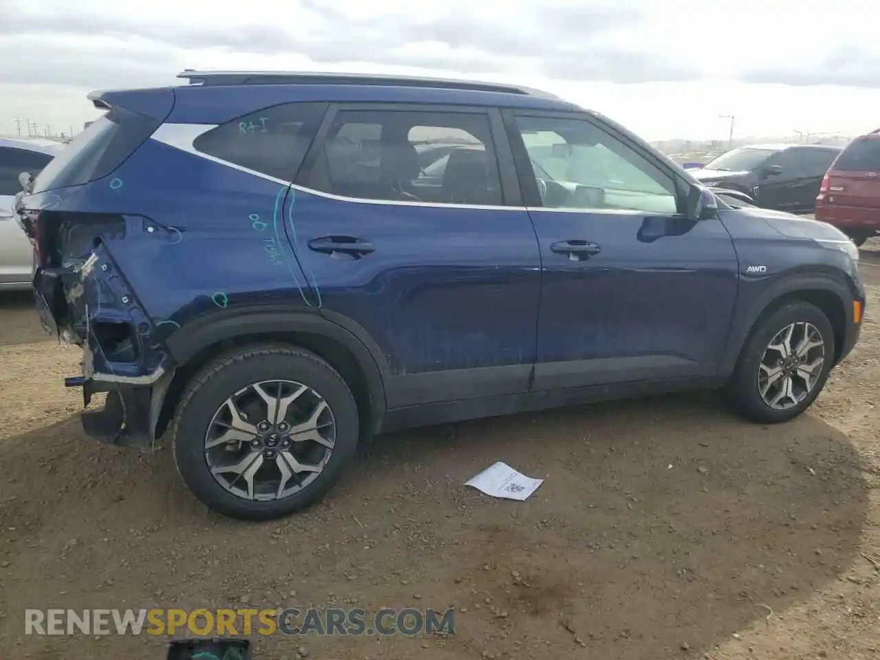 3 Photograph of a damaged car KNDERCAA0M7066792 KIA SELTOS 2021