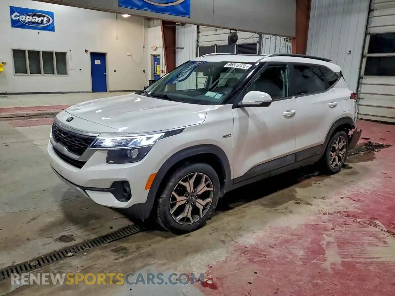 1 Photograph of a damaged car KNDERCAA0M7185667 KIA SELTOS 2021