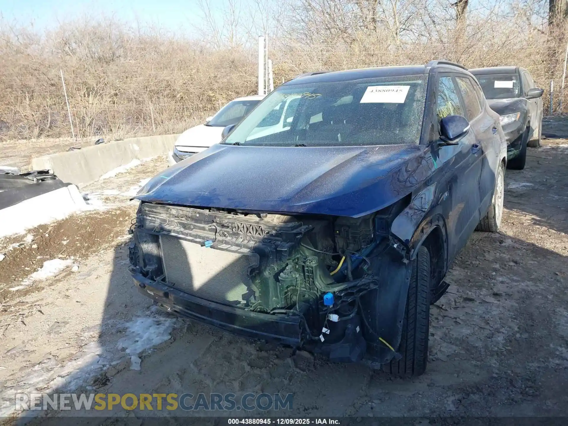 2 Photograph of a damaged car KNDERCAA0M7216559 KIA SELTOS 2021