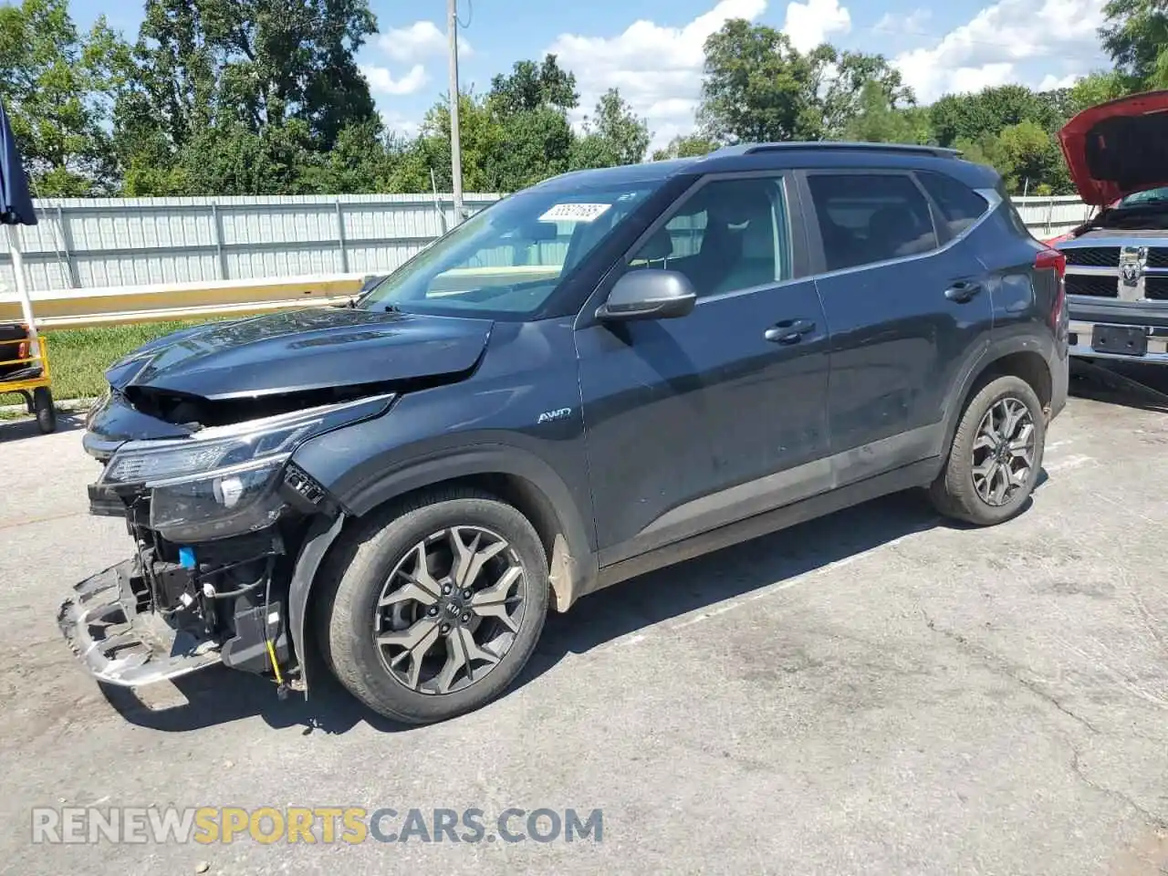1 Photograph of a damaged car KNDERCAA2M7066809 KIA SELTOS 2021