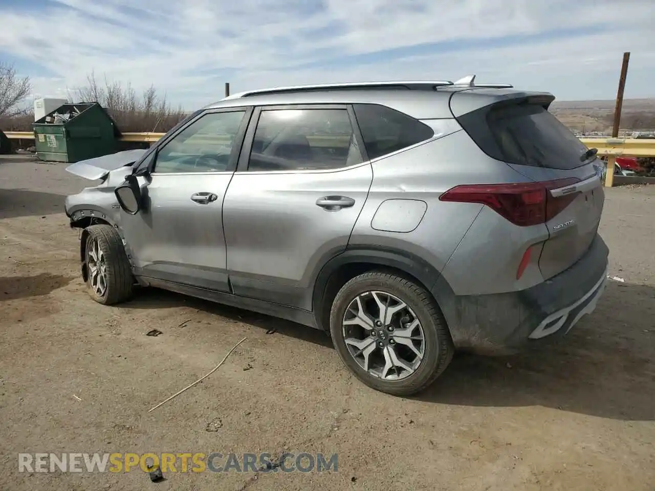 2 Photograph of a damaged car KNDERCAA3M7072747 KIA SELTOS 2021