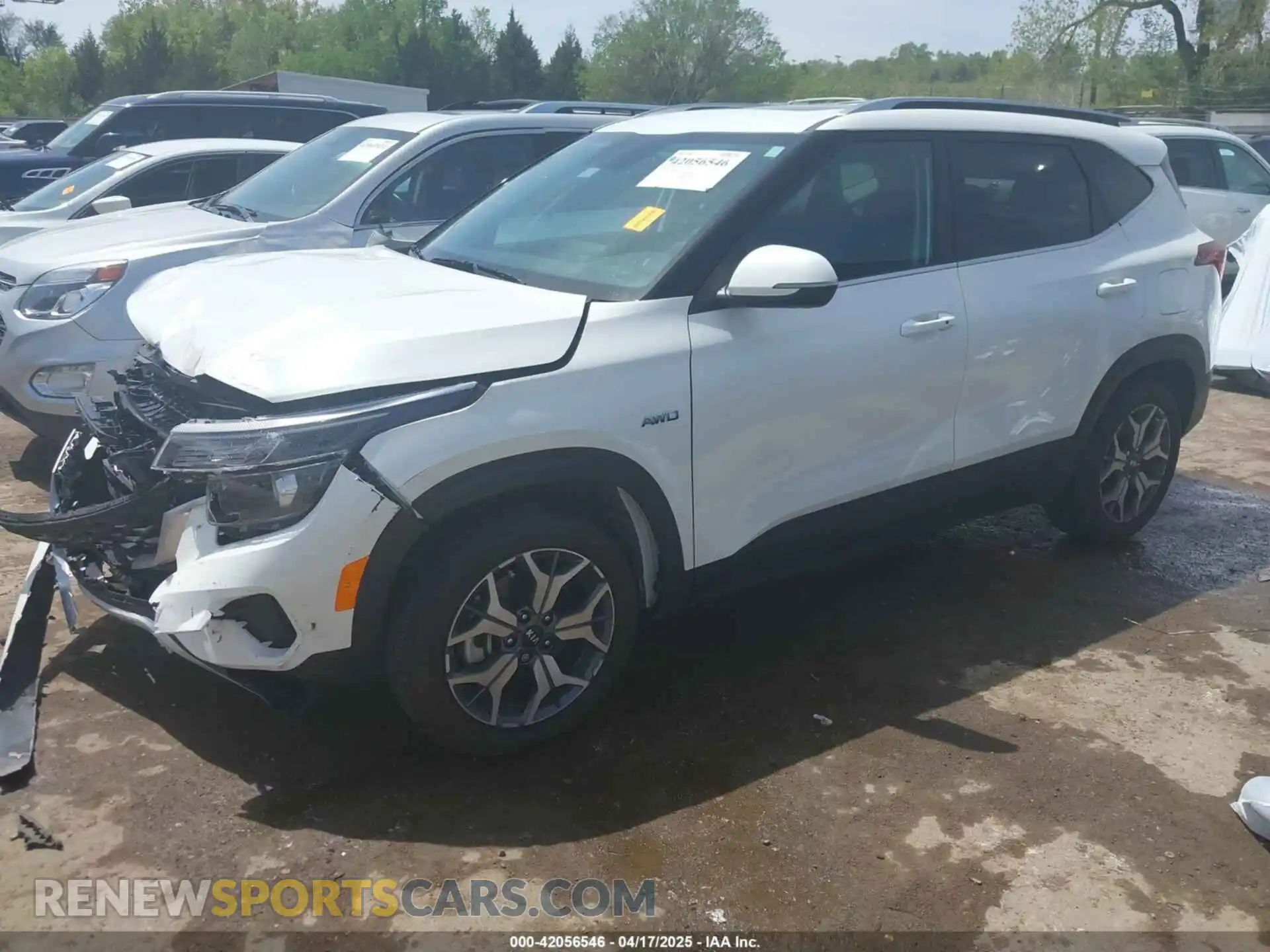 2 Photograph of a damaged car KNDERCAA3M7229080 KIA SELTOS 2021
