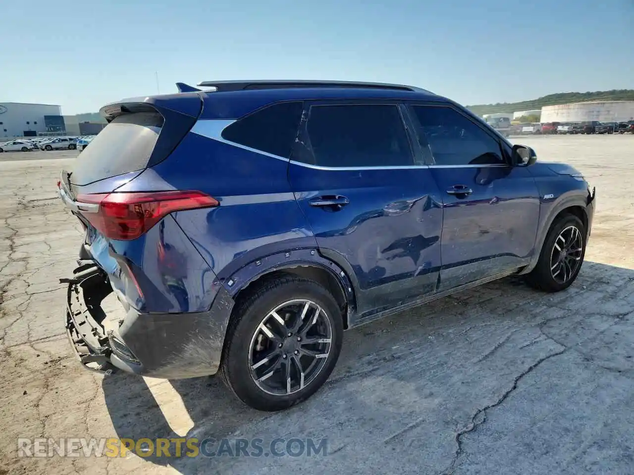 3 Photograph of a damaged car KNDERCAA9M7081209 KIA SELTOS 2021