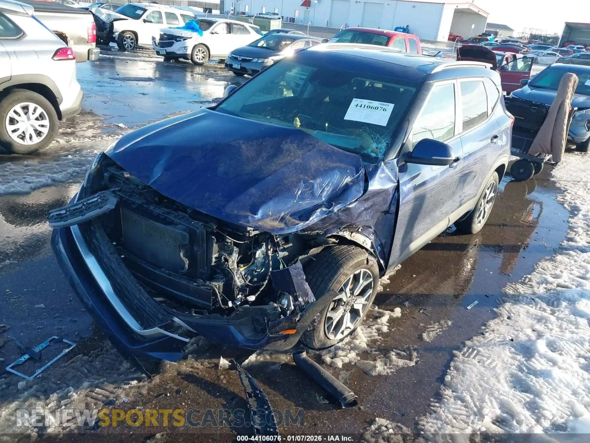 2 Photograph of a damaged car KNDERCAA9M7140940 KIA SELTOS 2021