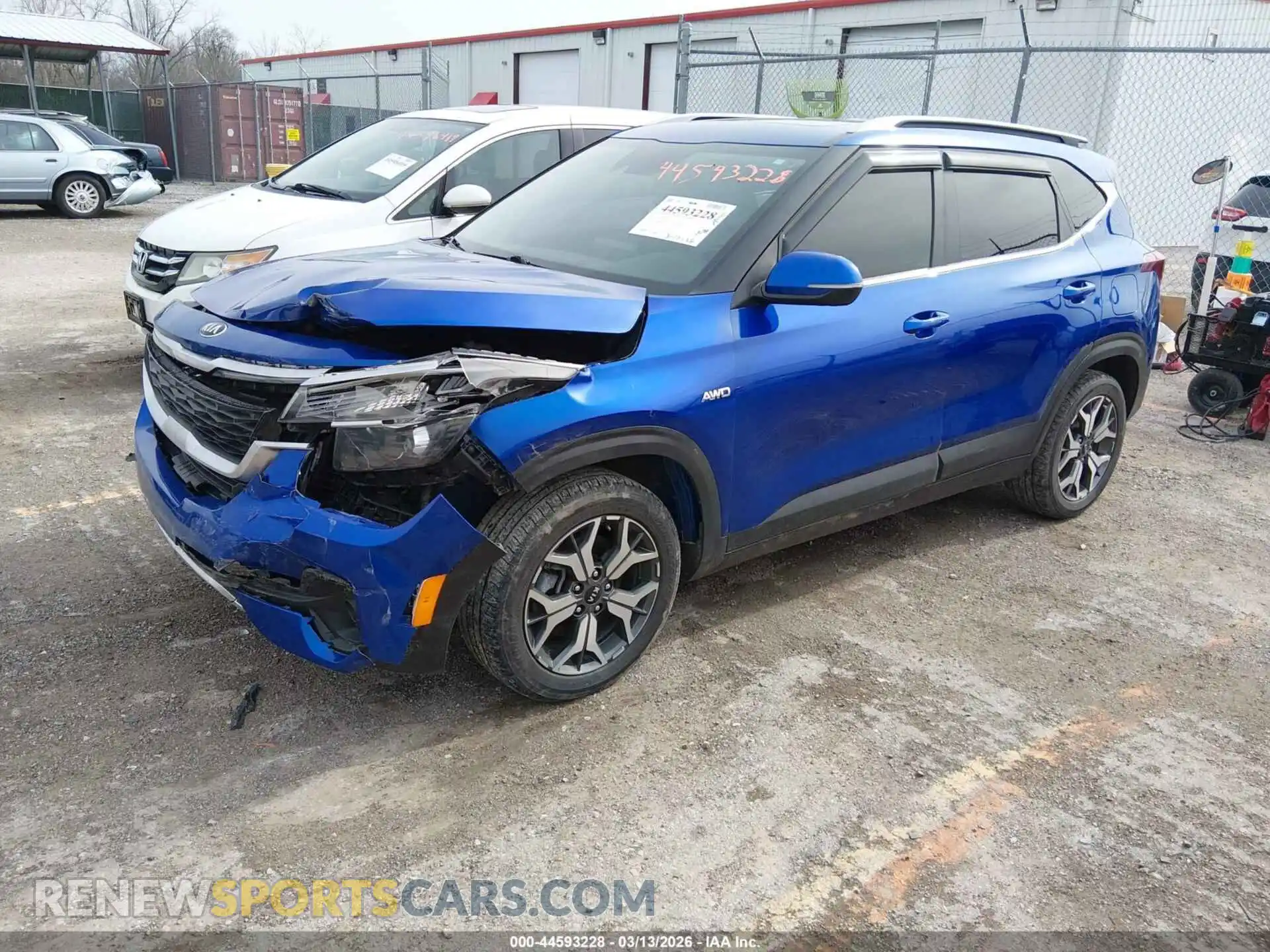 2 Photograph of a damaged car KNDERCAA9M7168401 KIA SELTOS 2021